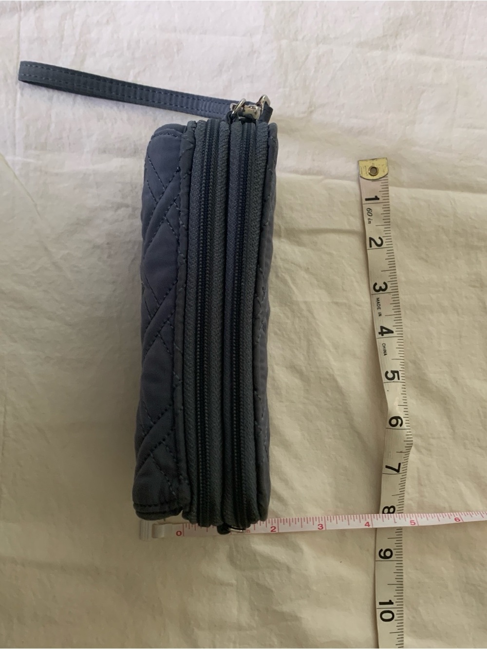 Vera Bradley Quilted Gray Wristlet with Wrist Strap - Picture 2 of 6